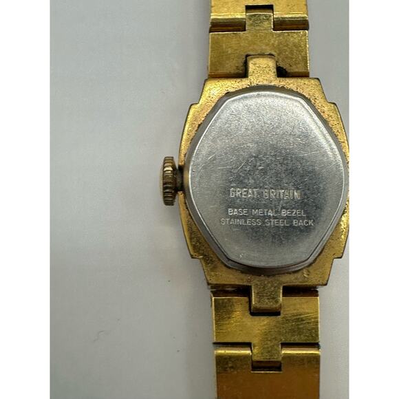 Vintage Timex Great Britian 18mm Manual Wind Watch Gold Plated set 2 main image 4